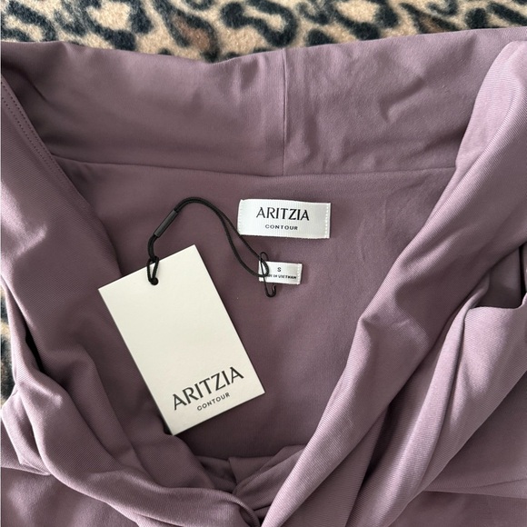 ARITZIA Original Contour Twist Off-shoulder Top - Picture 2 of 3